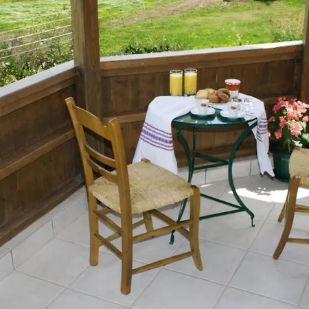 Porto Nirikos Apartment