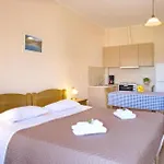 Porto Nirikos Apartman *