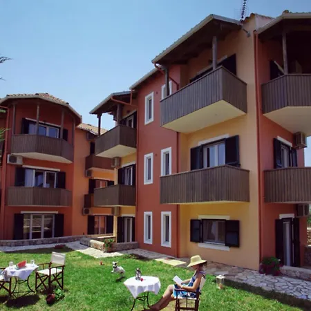 Porto Nirikos - Private Parking Apartment